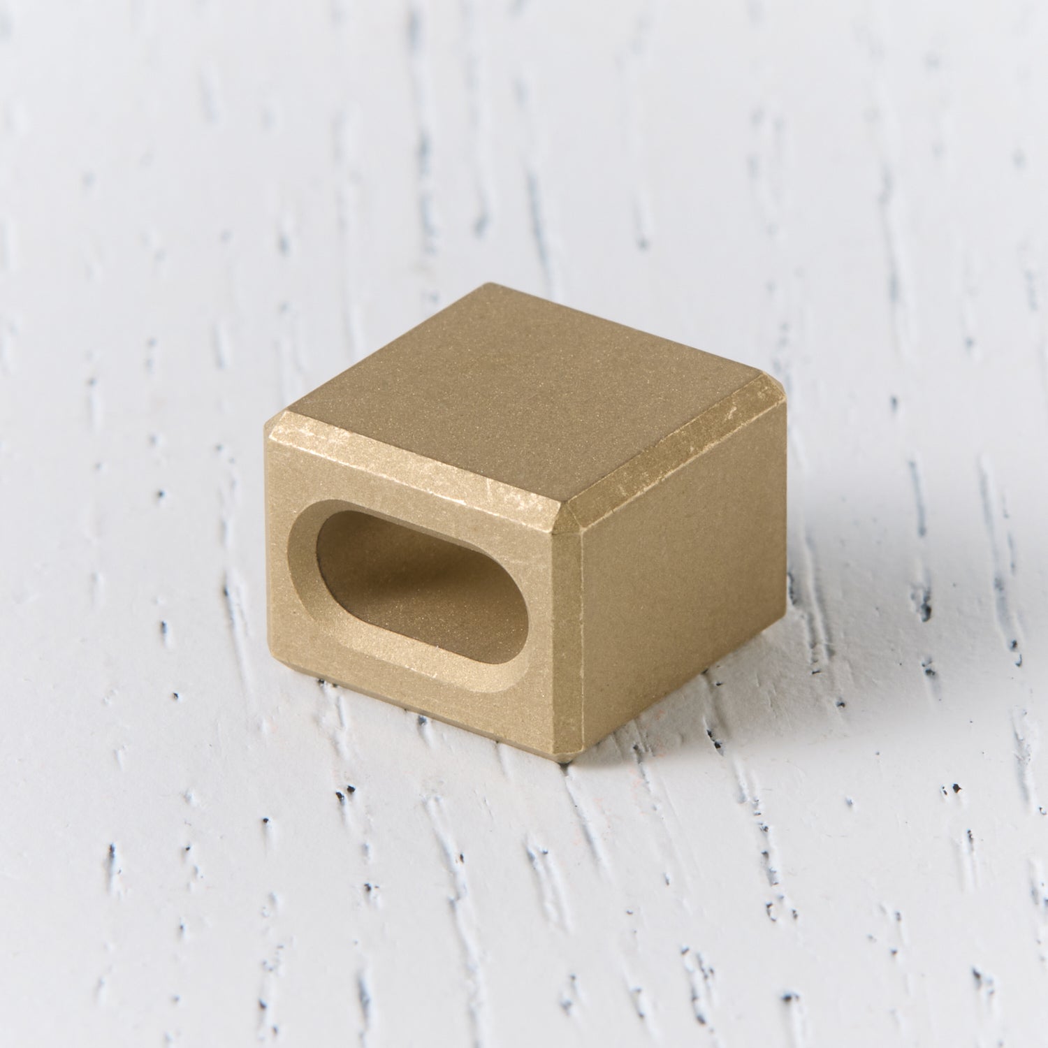 Mono Bead