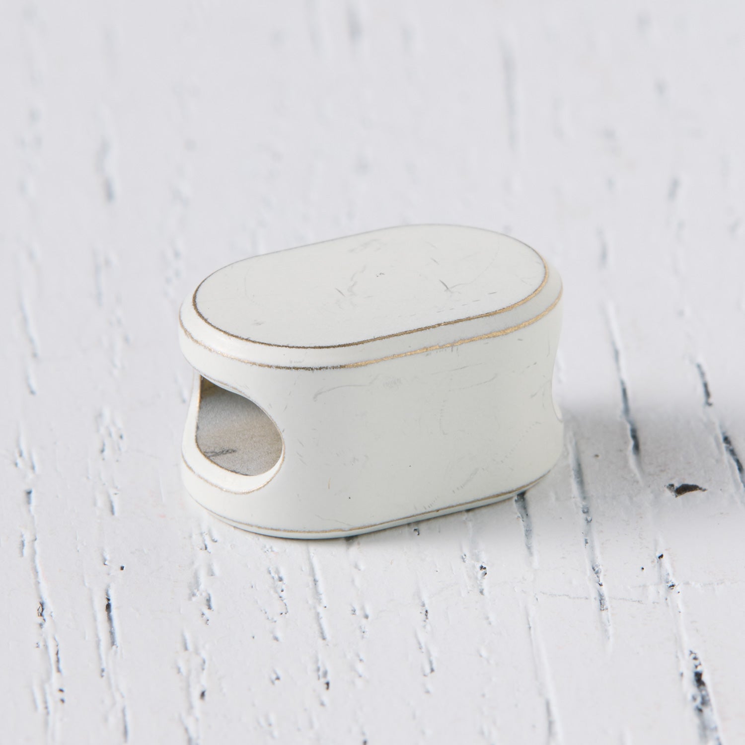 Capsule Bead
