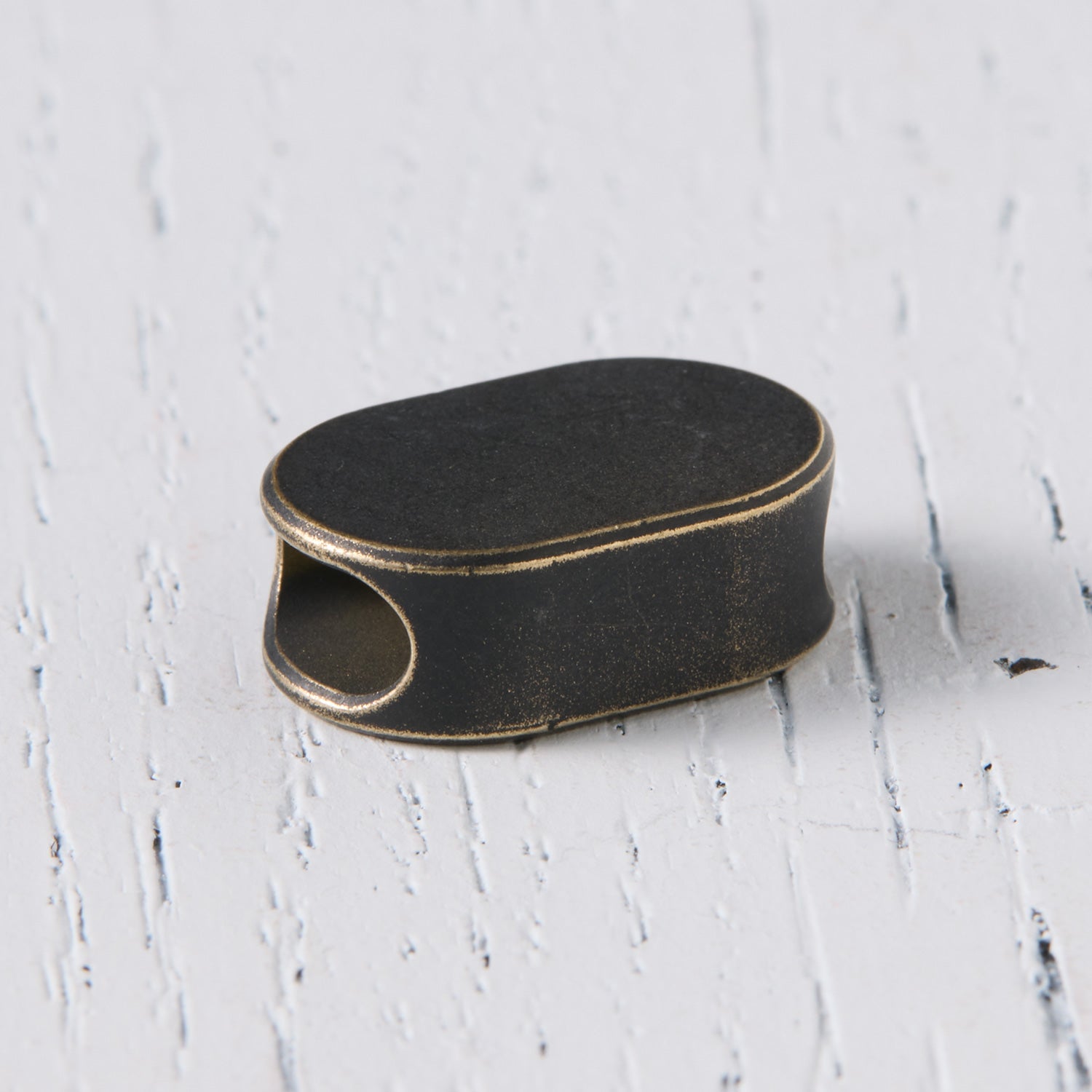 Capsule Slim Bead