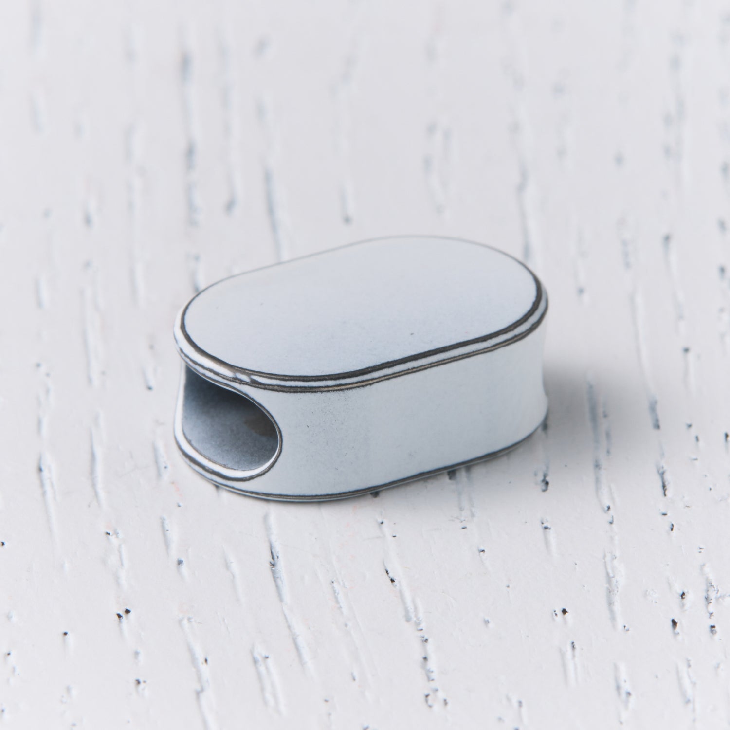 Capsule Slim Bead