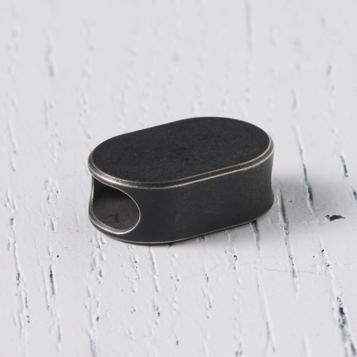 Capsule Slim Bead