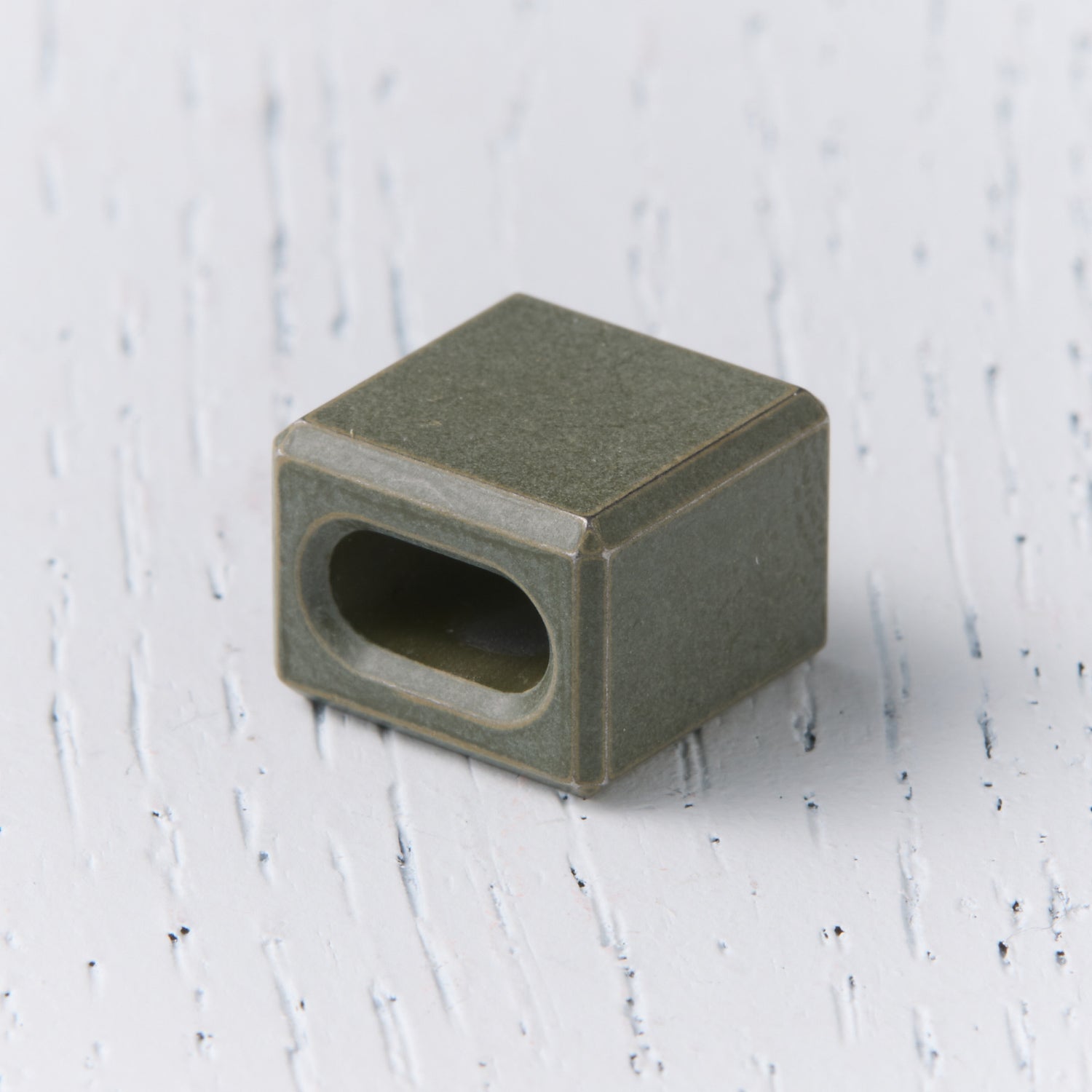 Mono Bead
