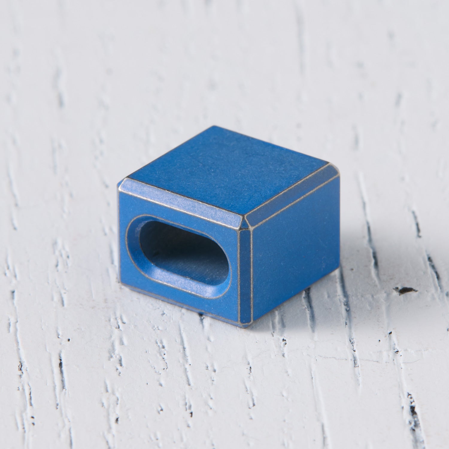 Mono Bead