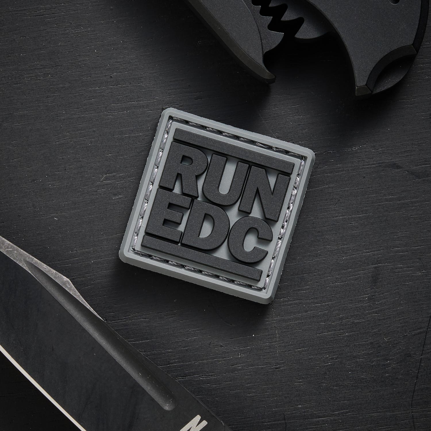 RUN EDC RE - Gray