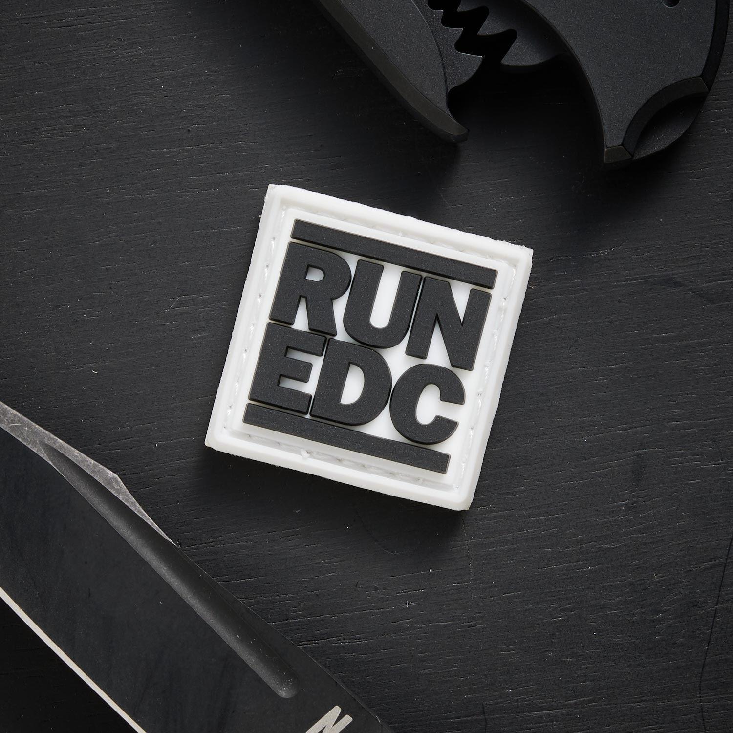 RUN EDC RE - White