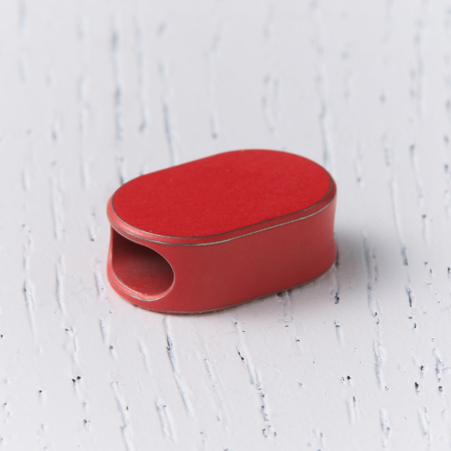 Capsule Slim Bead